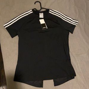 ADIDAS wms black and white t shirt